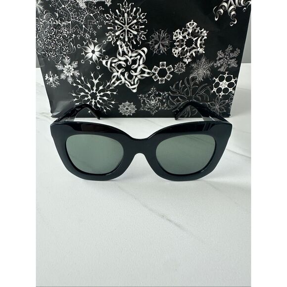 CELINE 49MM Round Cat-Eye Sunglasses $460 - Picture 4 of 9